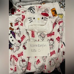 NWT Hello Kitty Pajama Onesie Size Large